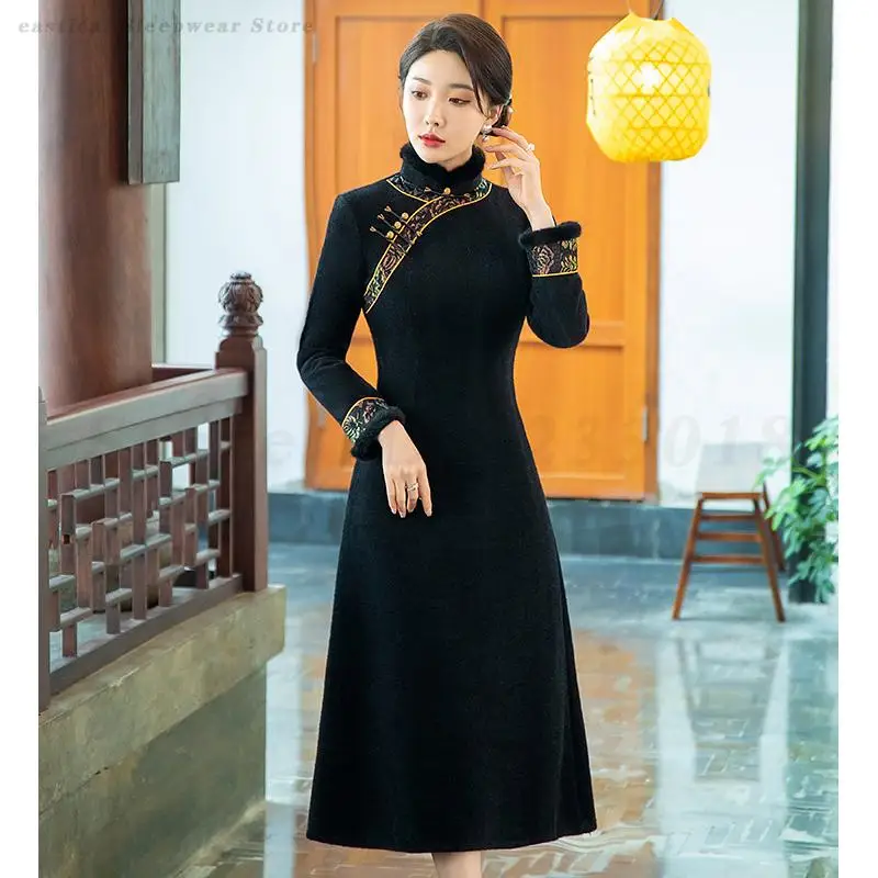 Зимнее плотное Cheongsam, традиционное новое китайское ретро утягивающее теплое платье трапециевидной формы Qipao с меховым воротником, свадебное платье для матери 5XL
Зимнее плотное Cheongsam, традиционное новое китайское ретро утягивающее теплое платье трапециевидной формы Qipao с меховым воротником, свадебное платье для матери 5XL