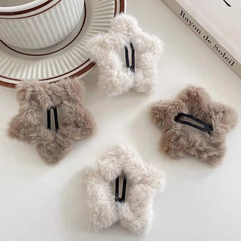 1Pc Cute Sweet Fluffy Five Pointed Star Hair Clip Simple Plush Star Hollow Edge Clip Girl Hair Accessories
1Pc Cute Sweet Fluffy Five Pointed Star Hair Clip Simple Plush Star Hollow Edge Clip Girl Hair Accessories