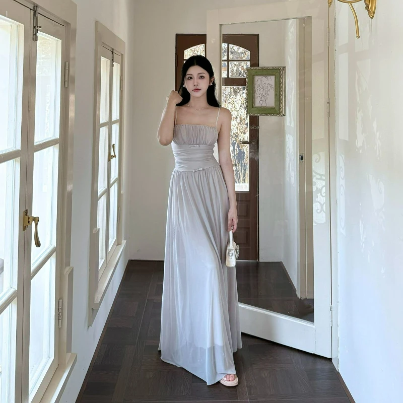 French Temperament Gentle Waist Cinched Camisole Dress Women 2026 Summer New Fashion Fresh Niche Design Mesh Splicing Long Skirt
French Temperament Gentle Waist Cinched Camisole Dress Women 2026 Summer New Fashion Fresh Niche Design Mesh Splicing Long Skirt