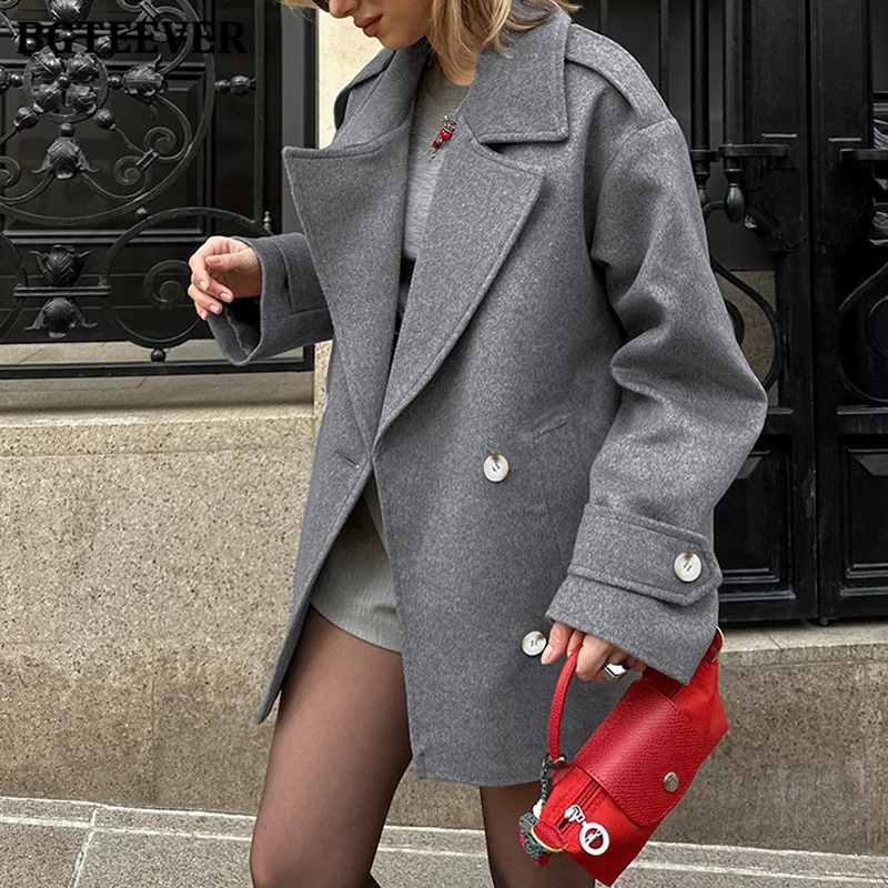 BGTEEVER Stylish Thicken Warm Double Breasted Woolen Suit Jackets for Women Casual Loose Pockets Long Sleeve Female Blend Coats
BGTEEVER Stylish Thicken Warm Double Breasted Woolen Suit Jackets for Women Casual Loose Pockets Long Sleeve Female Blend Coats