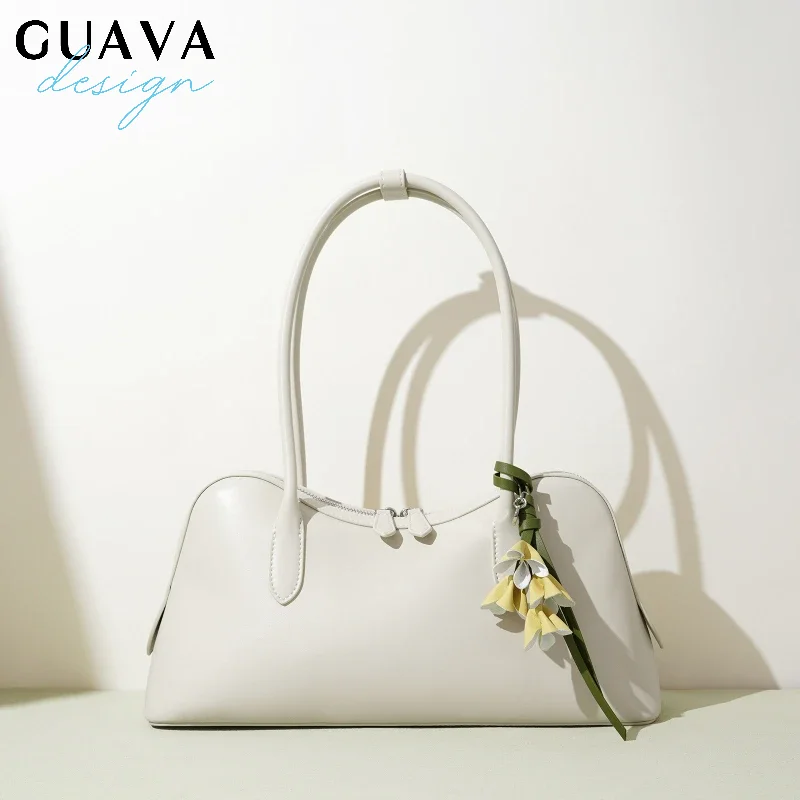 Versatile Pendant Niche Casual Shoulder Bag, Large Capacity Exquisite Design Armpit Bag, 2025 New Commuting Leather Handbag 
Versatile Pendant Niche Casual Shoulder Bag, Large Capacity Exquisite Design Armpit Bag, 2025 New Commuting Leather Handbag