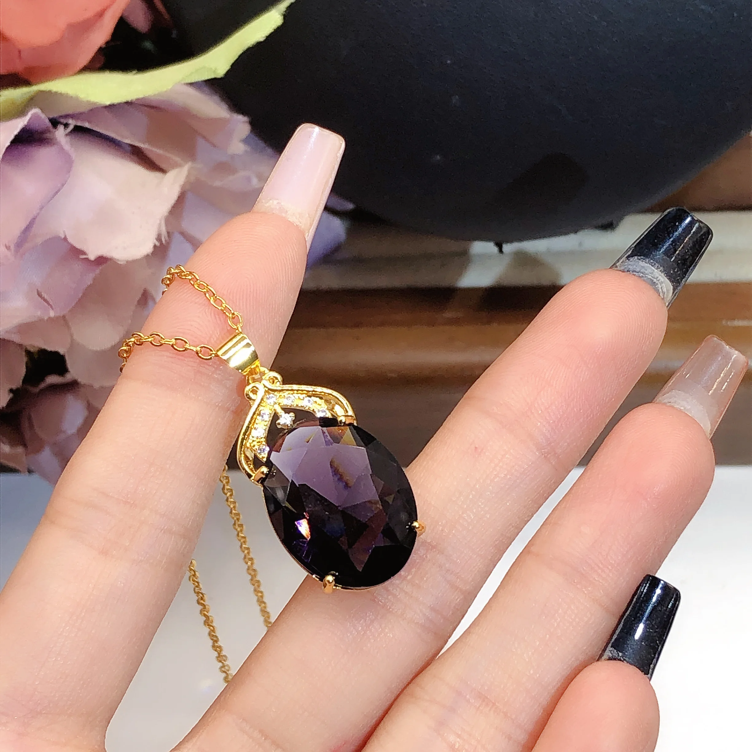 Lily Luxury Yellow Crystal Pendant Nelace Women's 8K Gold Plated Diamond Accented Pendant Fre out Faion Jewelry
Lily Luxury Yellow Crystal Pendant Nelace Women's 8K Gold Plated Diamond Accented Pendant Fre out Faion Jewelry