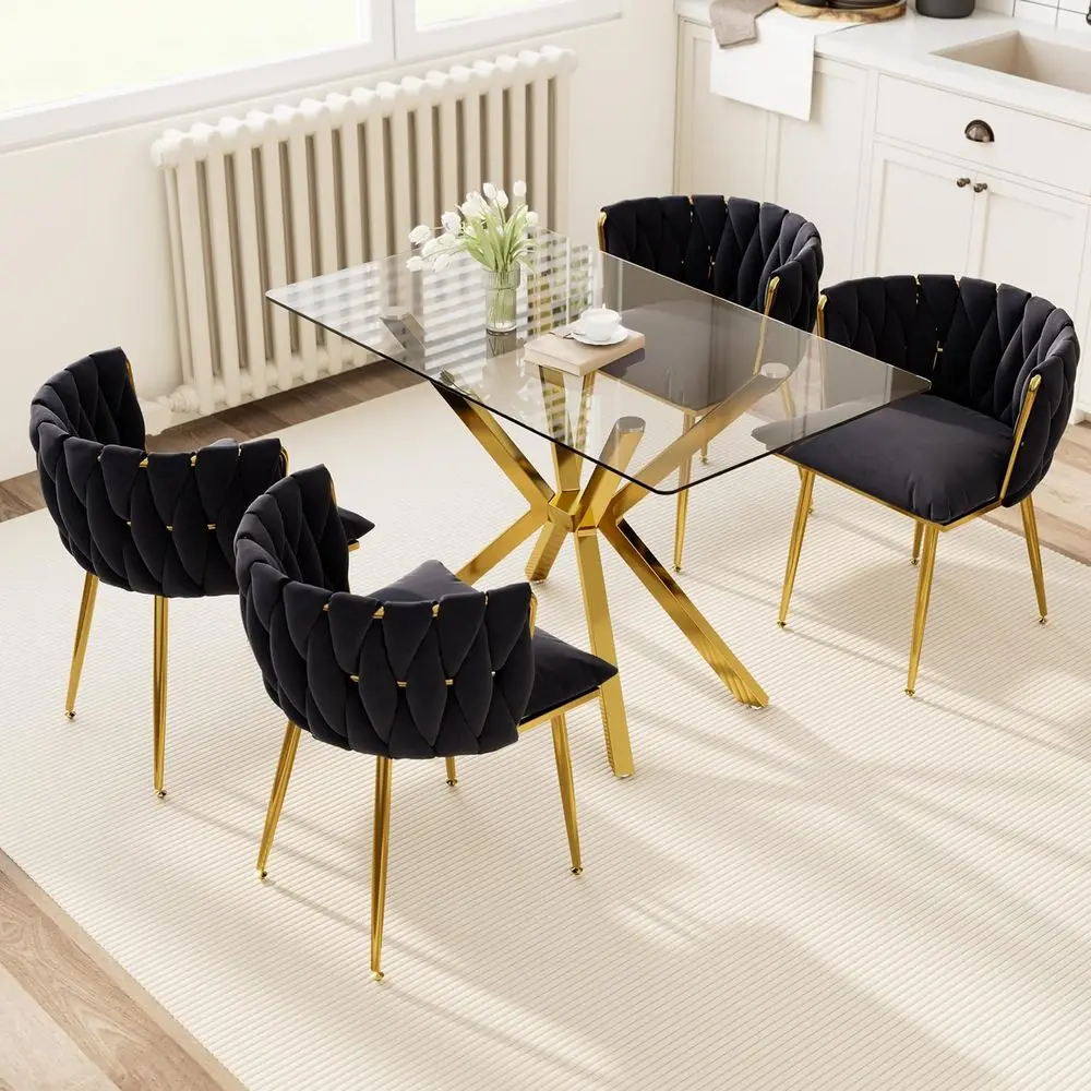 Обеденный гарнитур из 5 предметов: стеклянный стол и стулья с бархатной обивкой для небольших помещений
Обеденный гарнитур из 5 предметов: стеклянный стол и стулья с бархатной обивкой для небольших помещений