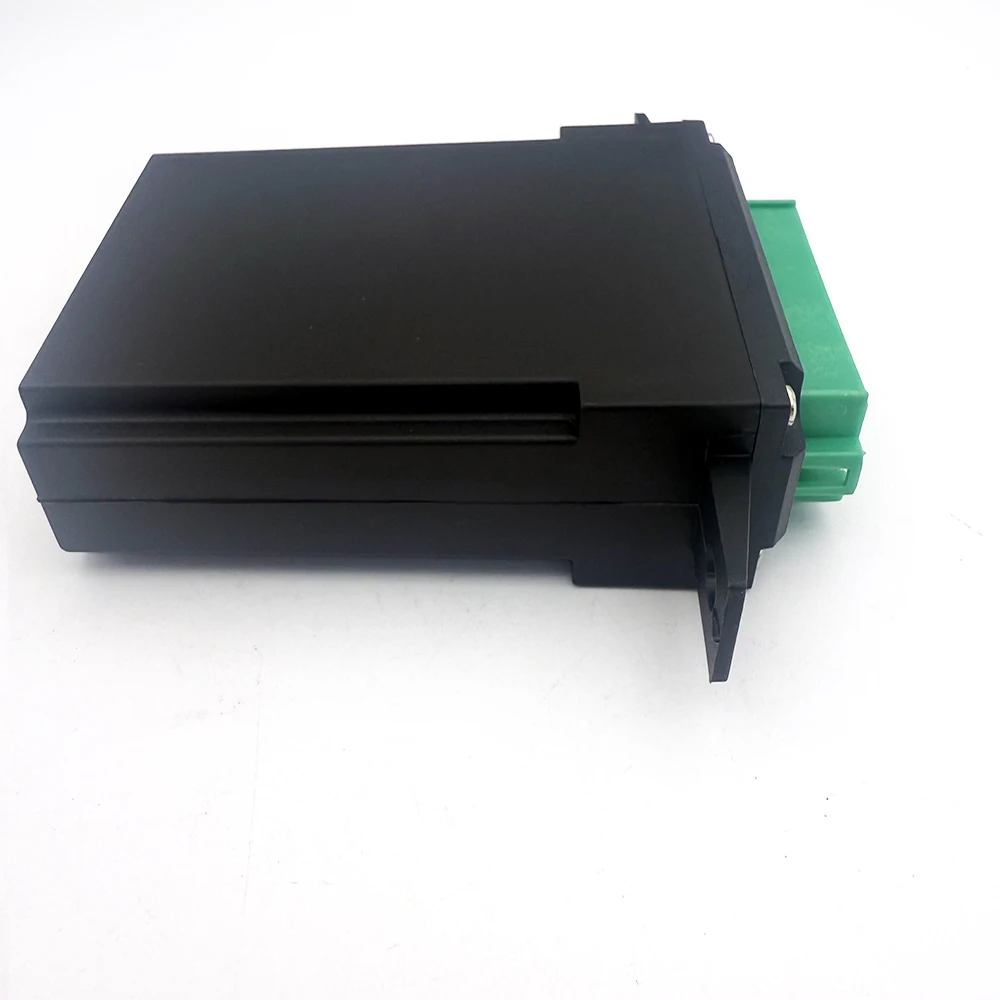 OE: 1079476 3943863 8155312 8158697 Truck Turn Signal Flash Relay for Volvo TRUCK FH13 FH16 FM10 FM12
OE: 1079476 3943863 8155312 8158697 Truck Turn Signal Flash Relay for Volvo TRUCK FH13 FH16 FM10 FM12