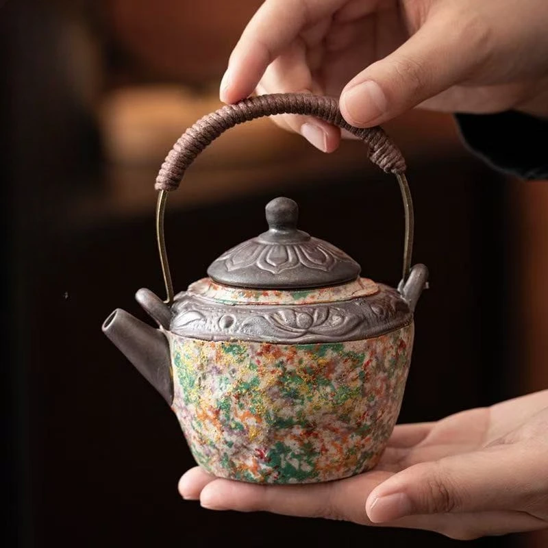 225ML Rock Painting Time Ancient Lotus Lifting Beam Pot Retro Ceramic Bubble Teapot Filter Pot Kung Fu TeaSet Gift Tea Services
225ML Rock Painting Time Ancient Lotus Lifting Beam Pot Retro Ceramic Bubble Teapot Filter Pot Kung Fu TeaSet Gift Tea Services