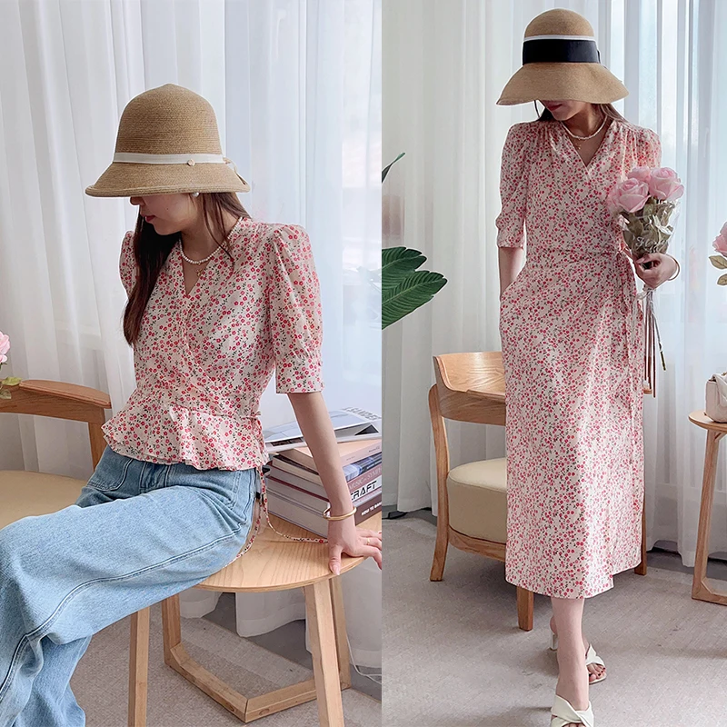 Романтическое шелковое платье с цветочным принтом, V-образным вырезом, завышенной талией, приталенное, с запахом, для чаепития, с высокой талией, А-силуэт, короткое, с коротким рукавом
Романтическое шелковое платье с цветочным принтом, V-образным вырезом, завышенной талией, приталенное, с запахом, для чаепития, с высокой талией, А-силуэт, короткое, с коротким рукавом