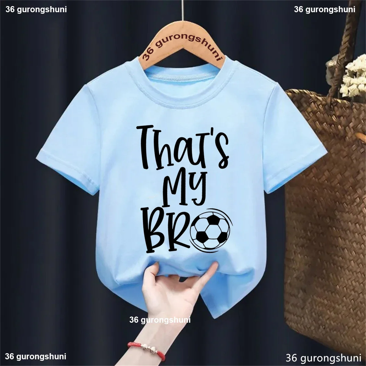 Football Lover T-Shirt That'S My Bro/Sister Soccer Printed T Shirt Boys Girls Funny Kawaii Kids Clothes Summer Fashion T-Shirt
Football Lover T-Shirt That'S My Bro/Sister Soccer Printed T Shirt Boys Girls Funny Kawaii Kids Clothes Summer Fashion T-Shirt