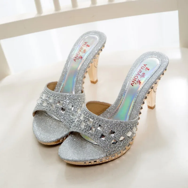 Summer Sandal Luxury Women Designer Slides 2025 Elegant Women's High Heel Sandals Rhinestone Solid Color Heels Slippers
Summer Sandal Luxury Women Designer Slides 2025 Elegant Women's High Heel Sandals Rhinestone Solid Color Heels Slippers
