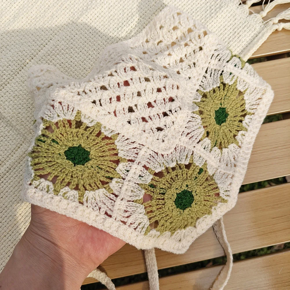 Женский вязаный крючком цветочный платок-тюрбан с завязками сзади, ажурный треугольный шарф для волос, нежная элегантная повязка на голову
Женский вязаный крючком цветочный платок-тюрбан с завязками сзади, ажурный треугольный шарф для волос, нежная элегантная повязка на голову