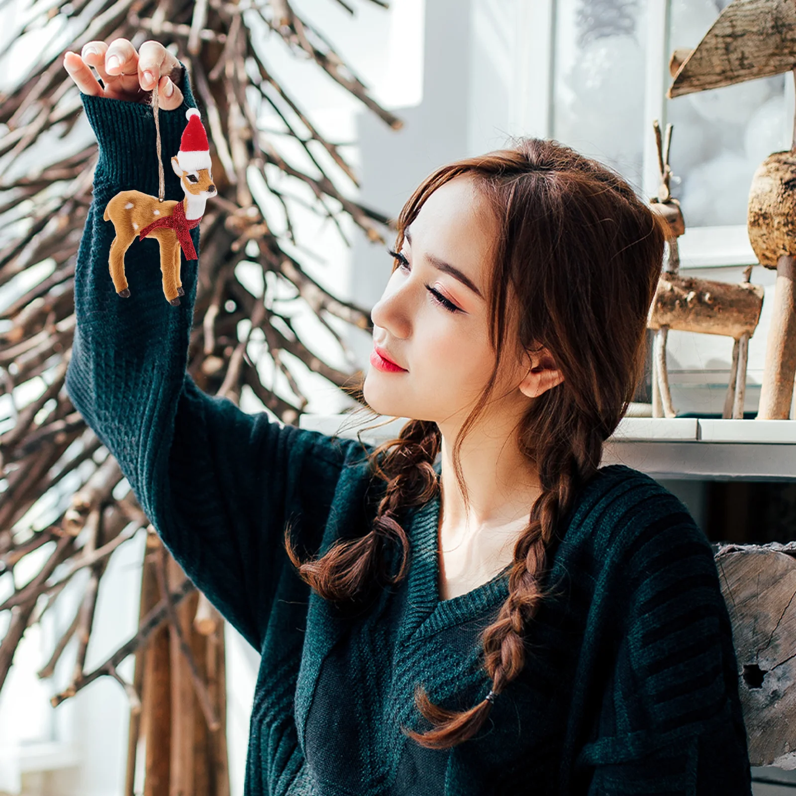 Sturdy Christmas Hanging Ornament Cute Elk Design for Tree Wall Door Xmas Party Home Garden Indoor Outdoor Decoration
Sturdy Christmas Hanging Ornament Cute Elk Design for Tree Wall Door Xmas Party Home Garden Indoor Outdoor Decoration