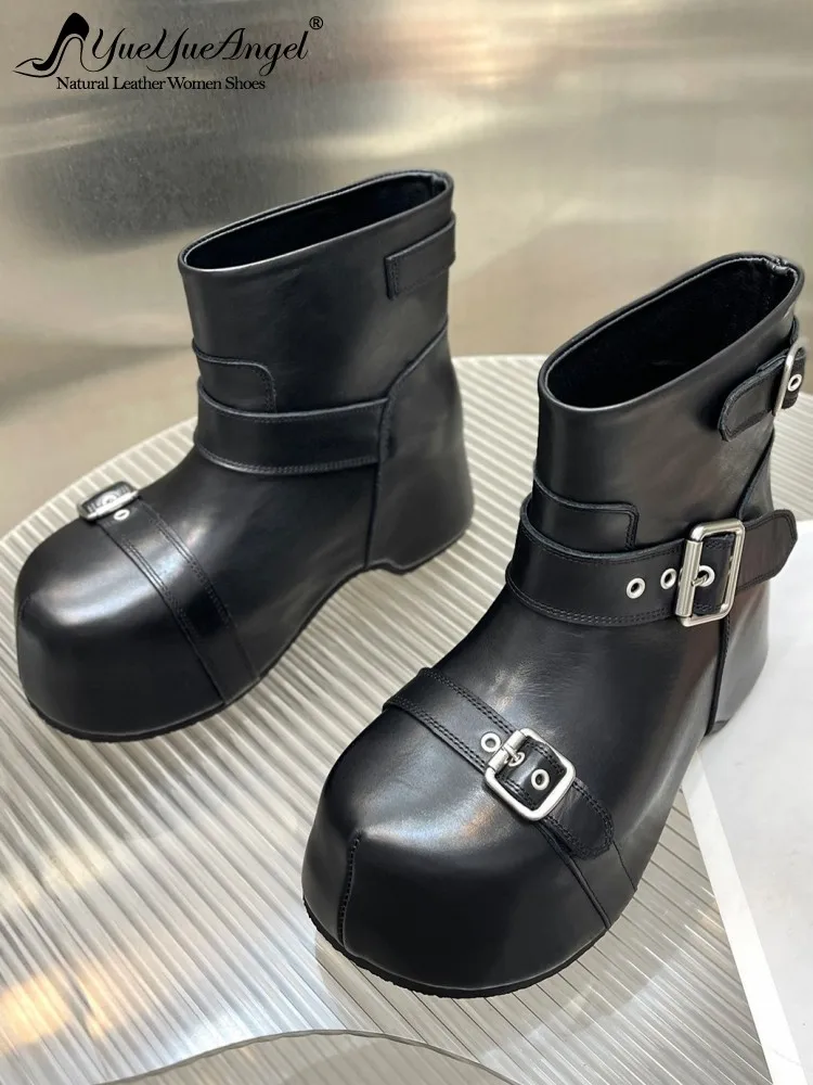 Korean Style Genuine Leather Round Toe Buckle Strap Ankle Boots Solid Color Cowhide Platform Fashion Height Increase Shoes
Korean Style Genuine Leather Round Toe Buckle Strap Ankle Boots Solid Color Cowhide Platform Fashion Height Increase Shoes