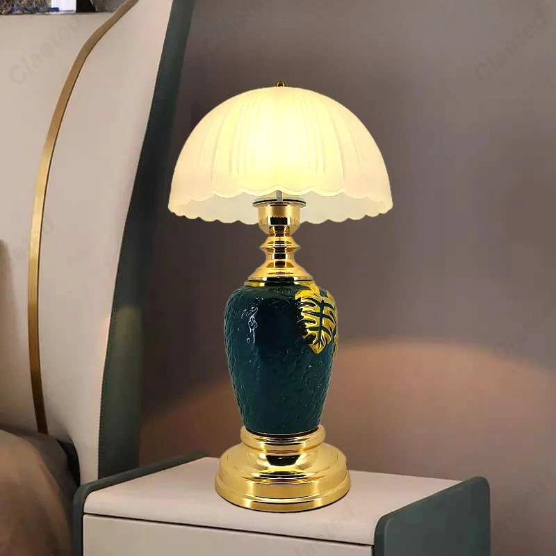Современная минималистичная светодиодная американская керамическая настольная лампа для спальни, прикроватный кабинет, гостиная, декоративная атмосфера, осветительные лампы
Современная минималистичная светодиодная американская керамическая настольная лампа для спальни, прикроватный кабинет, гостиная, декоративная атмосфера, осветительные лампы