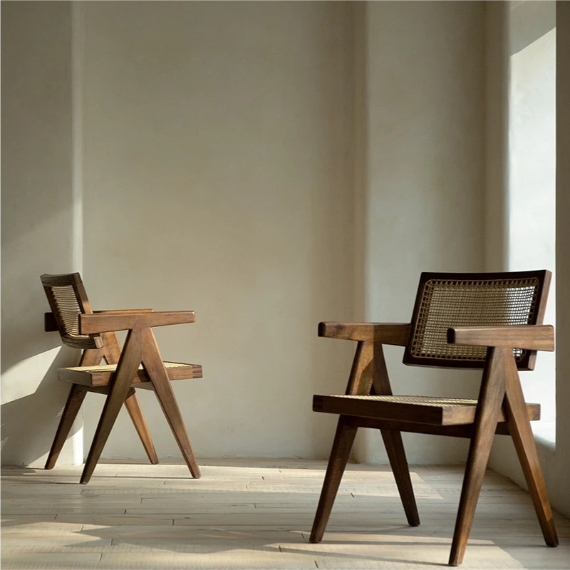 Solid wood dining chairs, durable designer furniture, hotel restaurant modern style stable
Solid wood dining chairs, durable designer furniture, hotel restaurant modern style stable