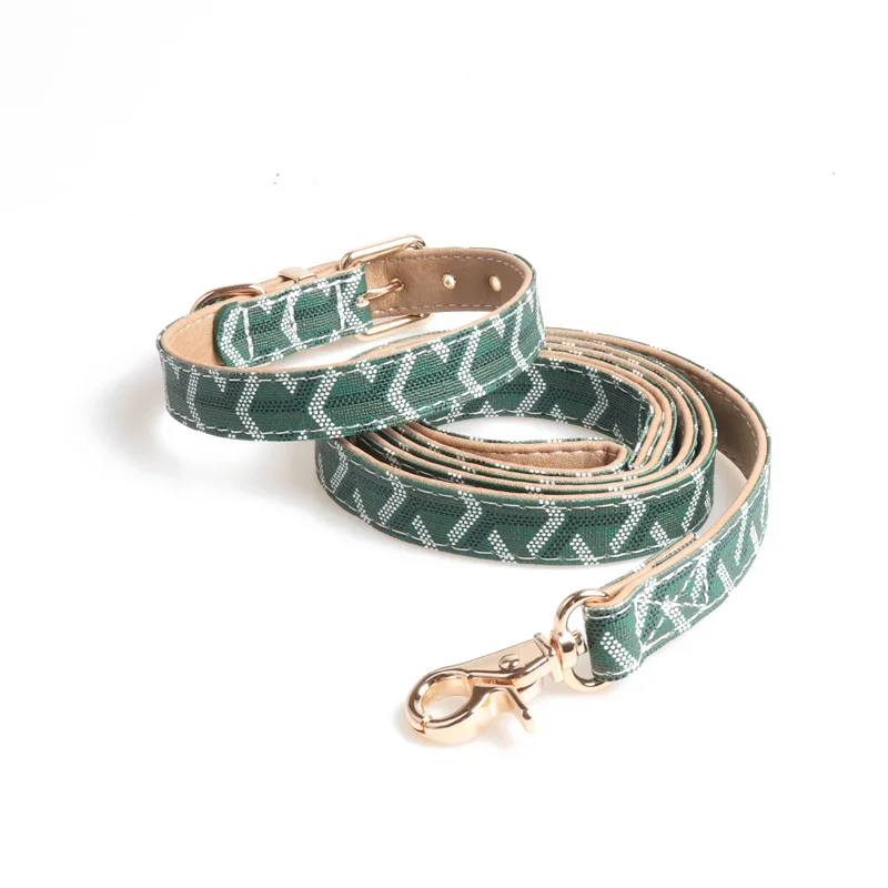 Luxury soft leather collar waterproof classic pet leash with Metal Buckle padded Collar traction rope adjustable dog collar
Luxury soft leather collar waterproof classic pet leash with Metal Buckle padded Collar traction rope adjustable dog collar