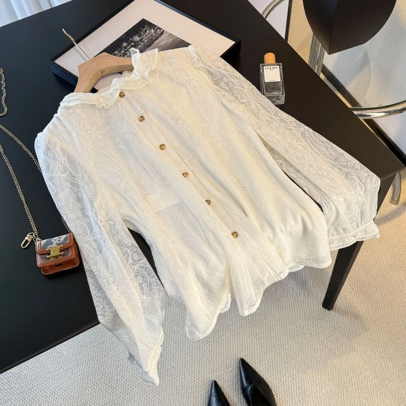 featuring light luxurious spring layering lace shirt super beautiful new Chinese-style button-down vest two-piece set for women
featuring light luxurious spring layering lace shirt super beautiful new Chinese-style button-down vest two-piece set for women