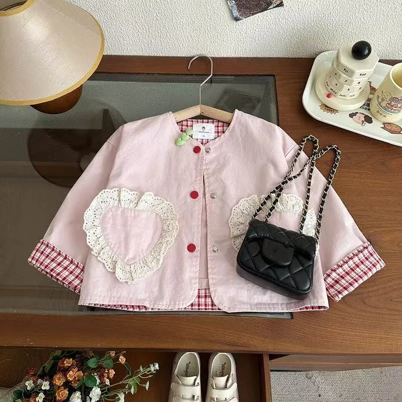 Girls' Spring Autumn 2026 New Casual Jacket Korean Version Fashionable Children's Windbreaker coat for Little Girls
Girls' Spring Autumn 2026 New Casual Jacket Korean Version Fashionable Children's Windbreaker coat for Little Girls