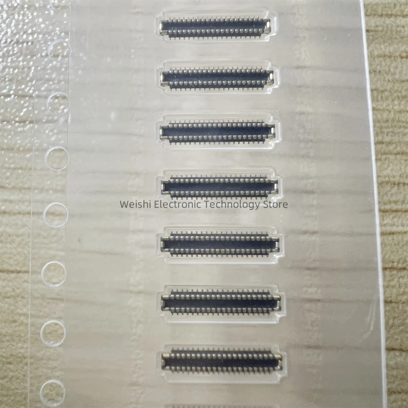 10PCS BK13C06-40DP/2-0.35V 0.35mm pitch 40pin male socket BK13C06-40DS/2-0.35V New original authentic
10PCS BK13C06-40DP/2-0.35V 0.35mm pitch 40pin male socket BK13C06-40DS/2-0.35V New original authentic