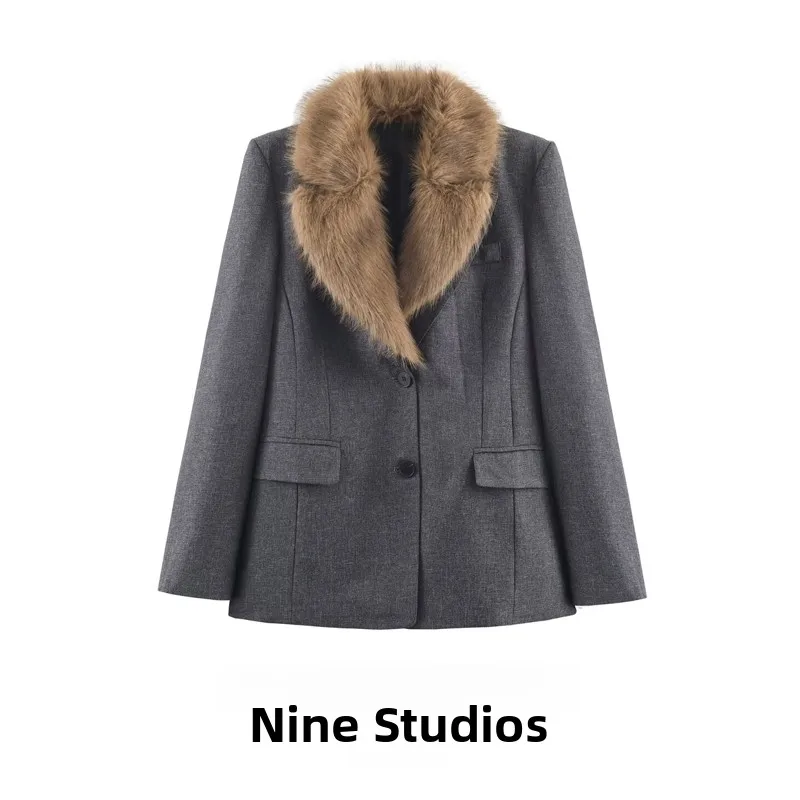 NINE ZAR женский приталенный костюм с эффектом искусственного меха Jaet Long Sve European Sle повседневное пальто из полиэстера
NINE ZAR женский приталенный костюм с эффектом искусственного меха Jaet Long Sve European Sle повседневное пальто из полиэстера