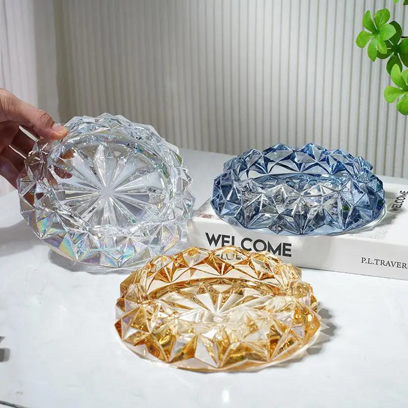 Креативная стеклянная пепельница для офиса/КТВ/бара/бытовой гостиной, чайный столик, многофункциональная настольная декоративная пепельница, 1 шт.
Креативная стеклянная пепельница для офиса/КТВ/бара/бытовой гостиной, чайный столик, многофункциональная настольная декоративная пепельница, 1 шт.