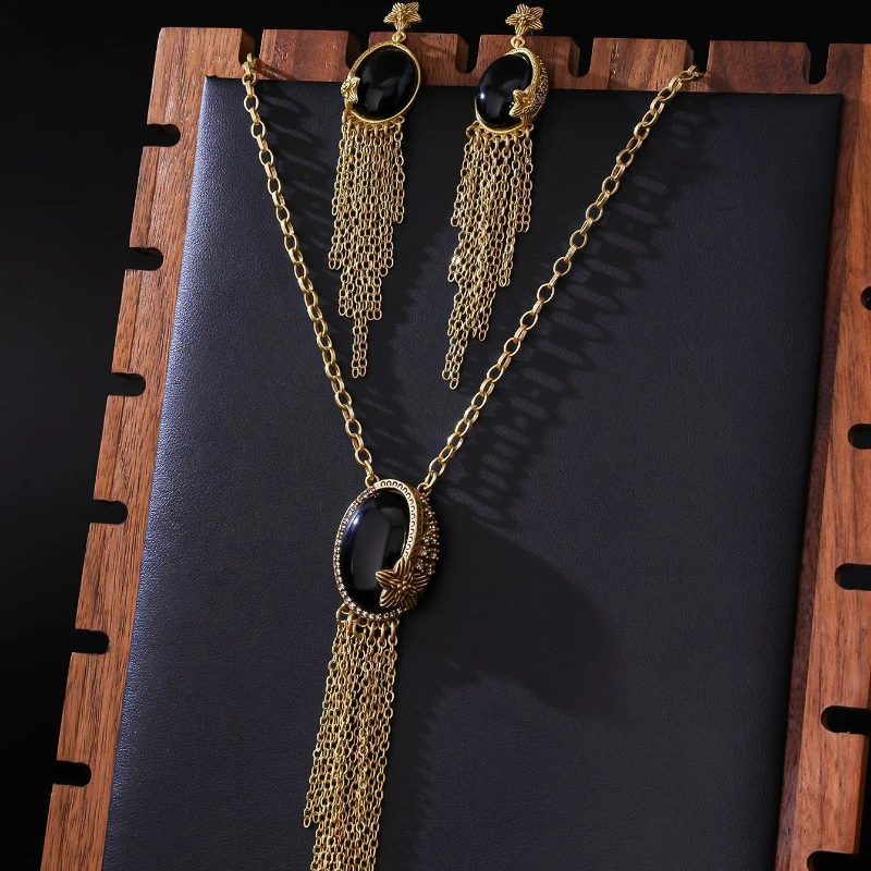 Vintage Black Onyx Tassel Necklace Earrings Set Luxury Retro Women Jewelry
Vintage Black Onyx Tassel Necklace Earrings Set Luxury Retro Women Jewelry