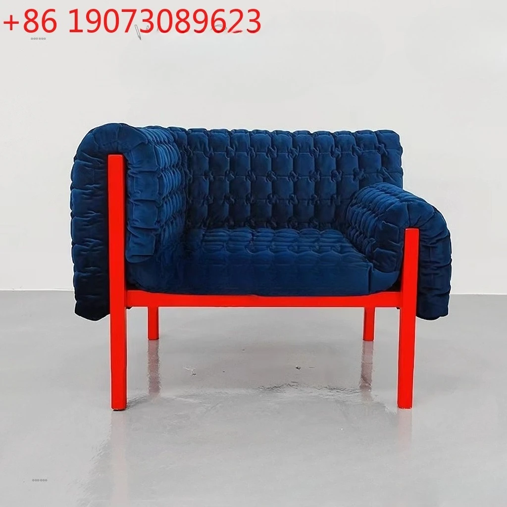 French modern villa flannel creative quilt sofa chair
French modern villa flannel creative quilt sofa chair