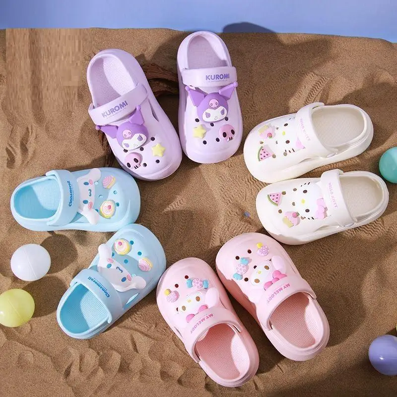 Летние тапочки Sanrio Kawaii My Melody, новый стиль, детские сандалии с героями мультфильмов, уличная пляжная обувь, износостойкий дышащий подарок
Летние тапочки Sanrio Kawaii My Melody, новый стиль, детские сандалии с героями мультфильмов, уличная пляжная обувь, износостойкий дышащий подарок