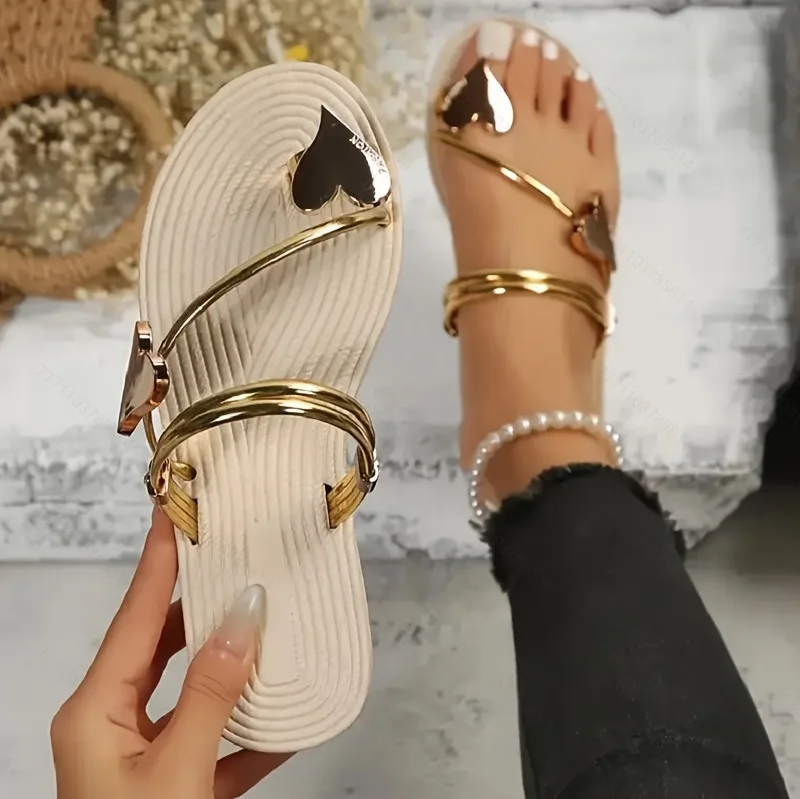 Women's Elegant Open Toe Gold Heart Shaped Flat Sandals Summer Beach Shoes Outdoor Comfortable Soft Sole
Women's Elegant Open Toe Gold Heart Shaped Flat Sandals Summer Beach Shoes Outdoor Comfortable Soft Sole