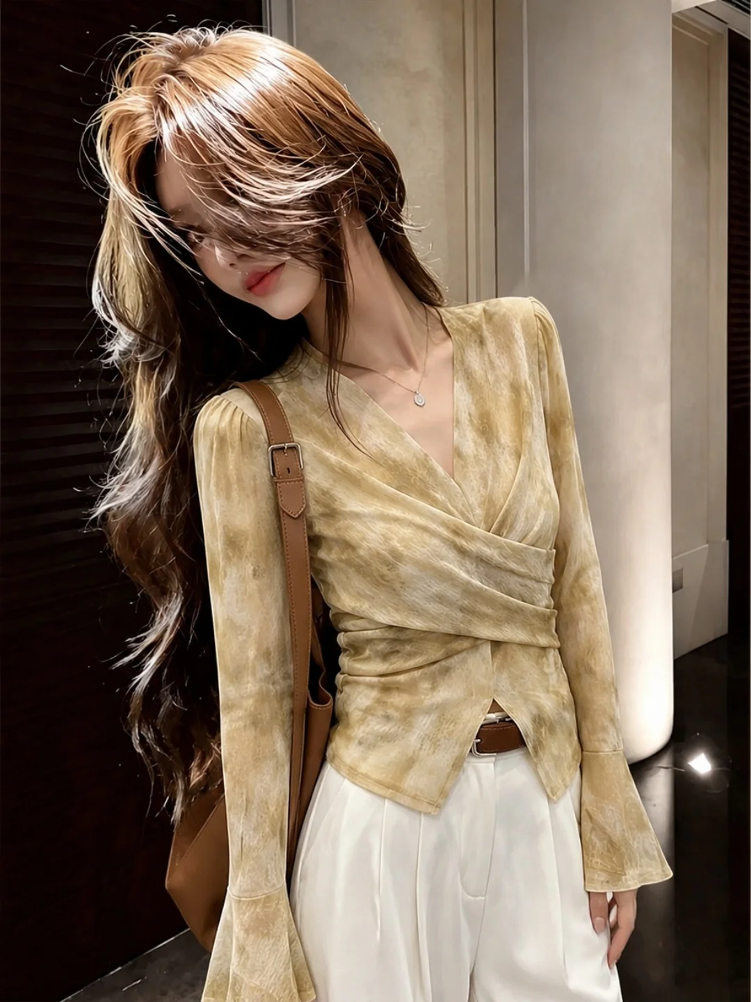 Slim Fit Long Sleeve T-Shirt Fashionable Korean Style Commute Top Women's Elegant Versatile Summer 2026 Poetica Silks
Slim Fit Long Sleeve T-Shirt Fashionable Korean Style Commute Top Women's Elegant Versatile Summer 2026 Poetica Silks