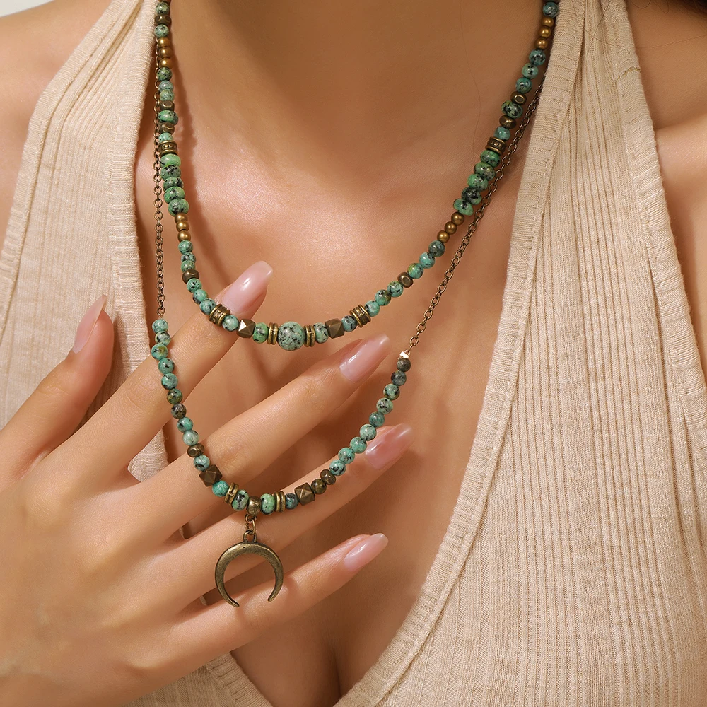 New Resort Style Moon Pendant Necklace Niche Design Retro Stacked Wearing African Loose Beaded Collarbone Chain Female
New Resort Style Moon Pendant Necklace Niche Design Retro Stacked Wearing African Loose Beaded Collarbone Chain Female