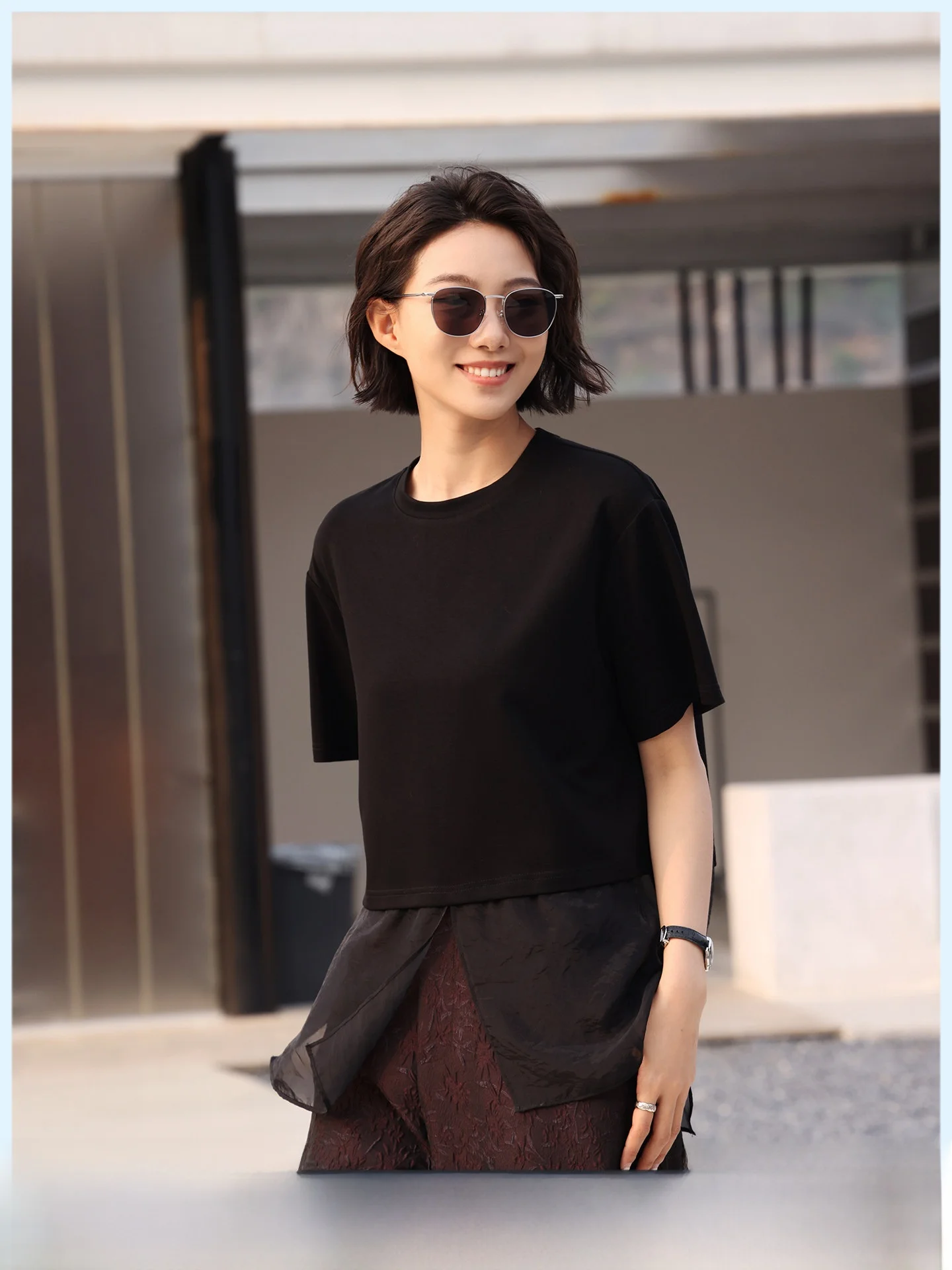 Summer New Design Loose Women's T-shirt Short Sleeve Mesh Splicing Breathable Slimming Top Commute Style Universal Fit Pure C...
Summer New Design Loose Women's T-shirt Short Sleeve Mesh Splicing Breathable Slimming Top Commute Style Universal Fit Pure C...