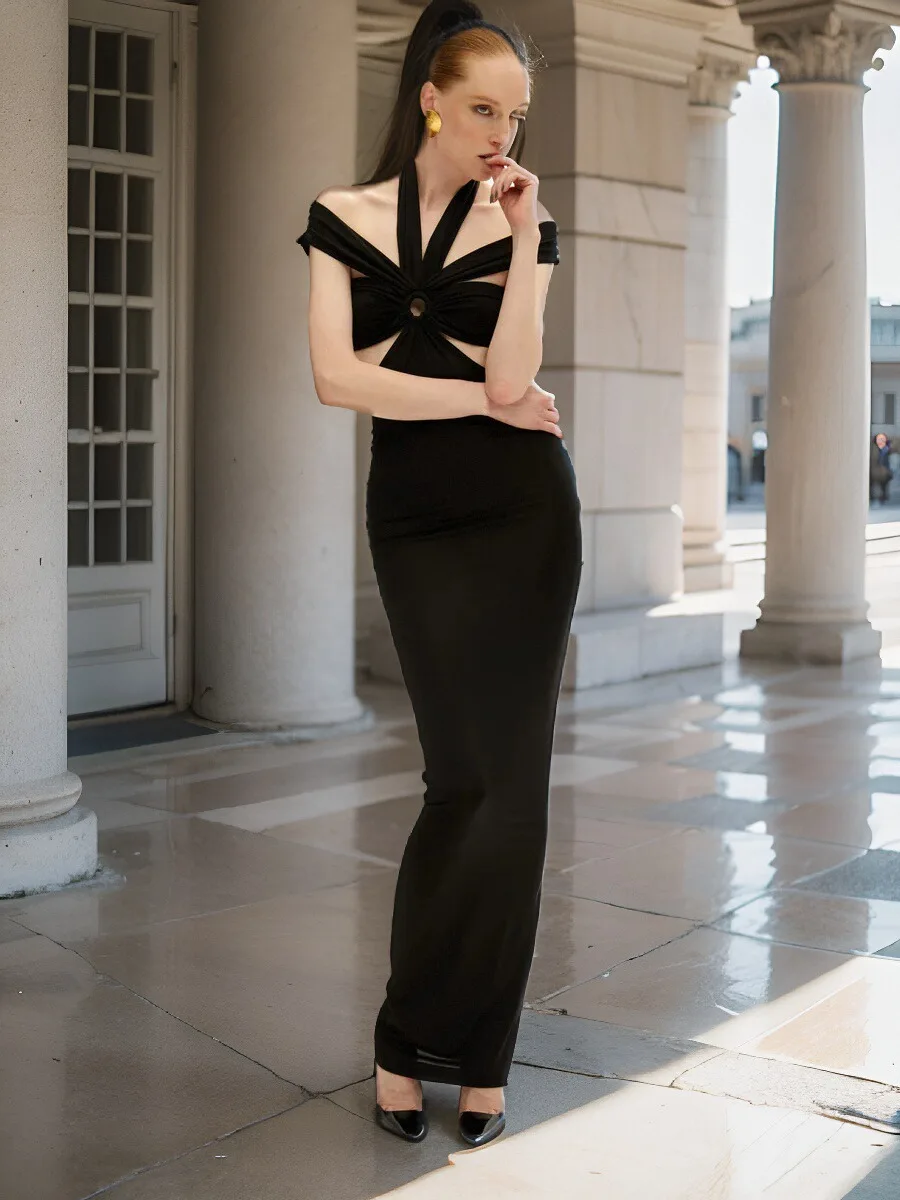 Sexy Sleeveless Halter Off Shoulder Women Maxi Dresses Summer Black Elegant Hollow Out Bodycon Runway Celebrity Party Dress Club
Sexy Sleeveless Halter Off Shoulder Women Maxi Dresses Summer Black Elegant Hollow Out Bodycon Runway Celebrity Party Dress Club