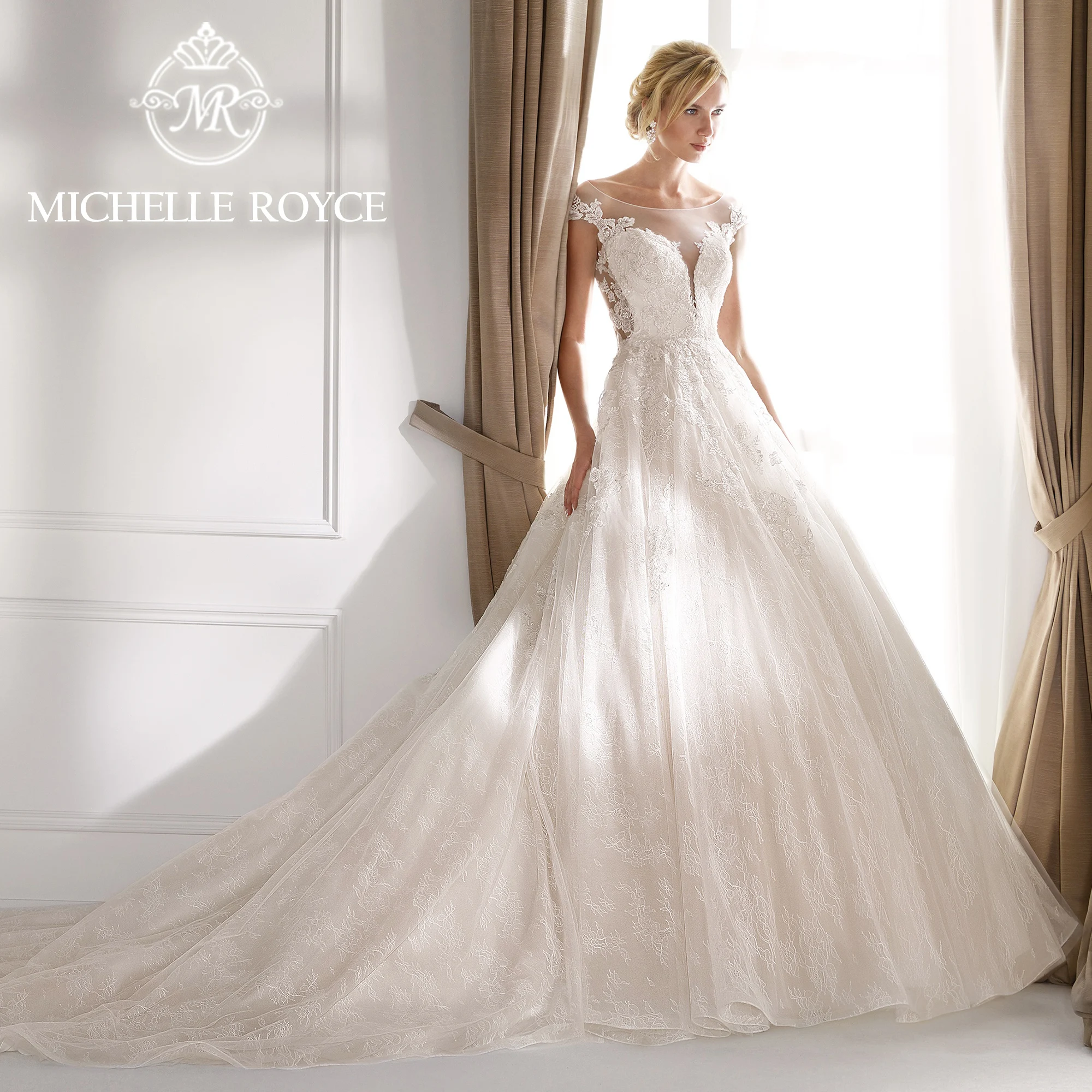 Michelle Royce Ball Gown Wedding Dress 2024 Invisible Neckline Floral Print Wedding Gown Button Bride Dress Vestidos De Novia
Michelle Royce Ball Gown Wedding Dress 2024 Invisible Neckline Floral Print Wedding Gown Button Bride Dress Vestidos De Novia