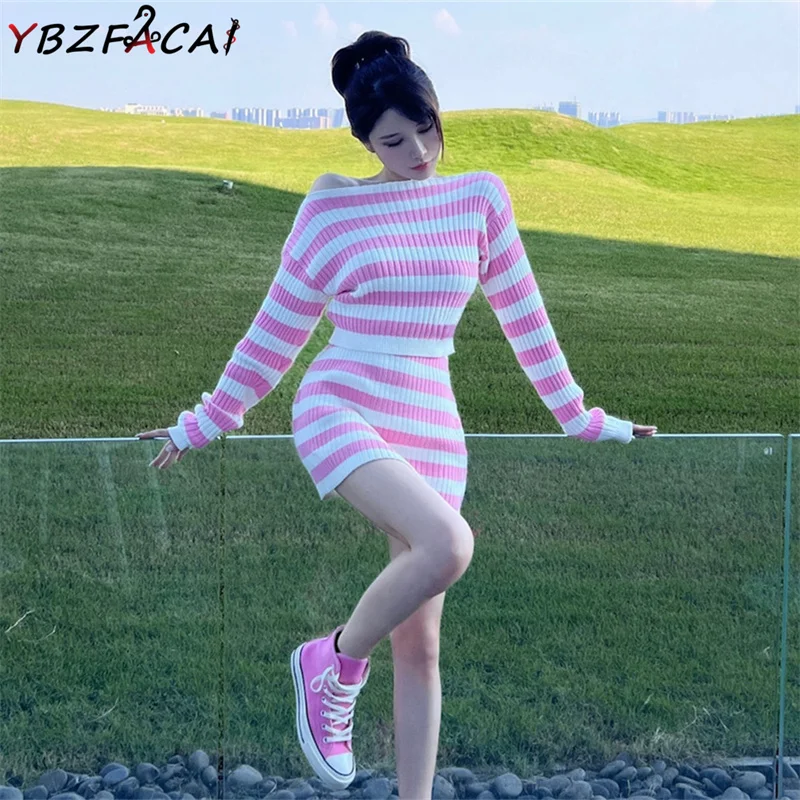 Fall Winter Knit Suit Women Sweet Pink Striped Off-the-Shoulder Knit Top + Mini Skirt 2-Piece Long Sleeve Pullover Knit Sweater
Fall Winter Knit Suit Women Sweet Pink Striped Off-the-Shoulder Knit Top + Mini Skirt 2-Piece Long Sleeve Pullover Knit Sweater