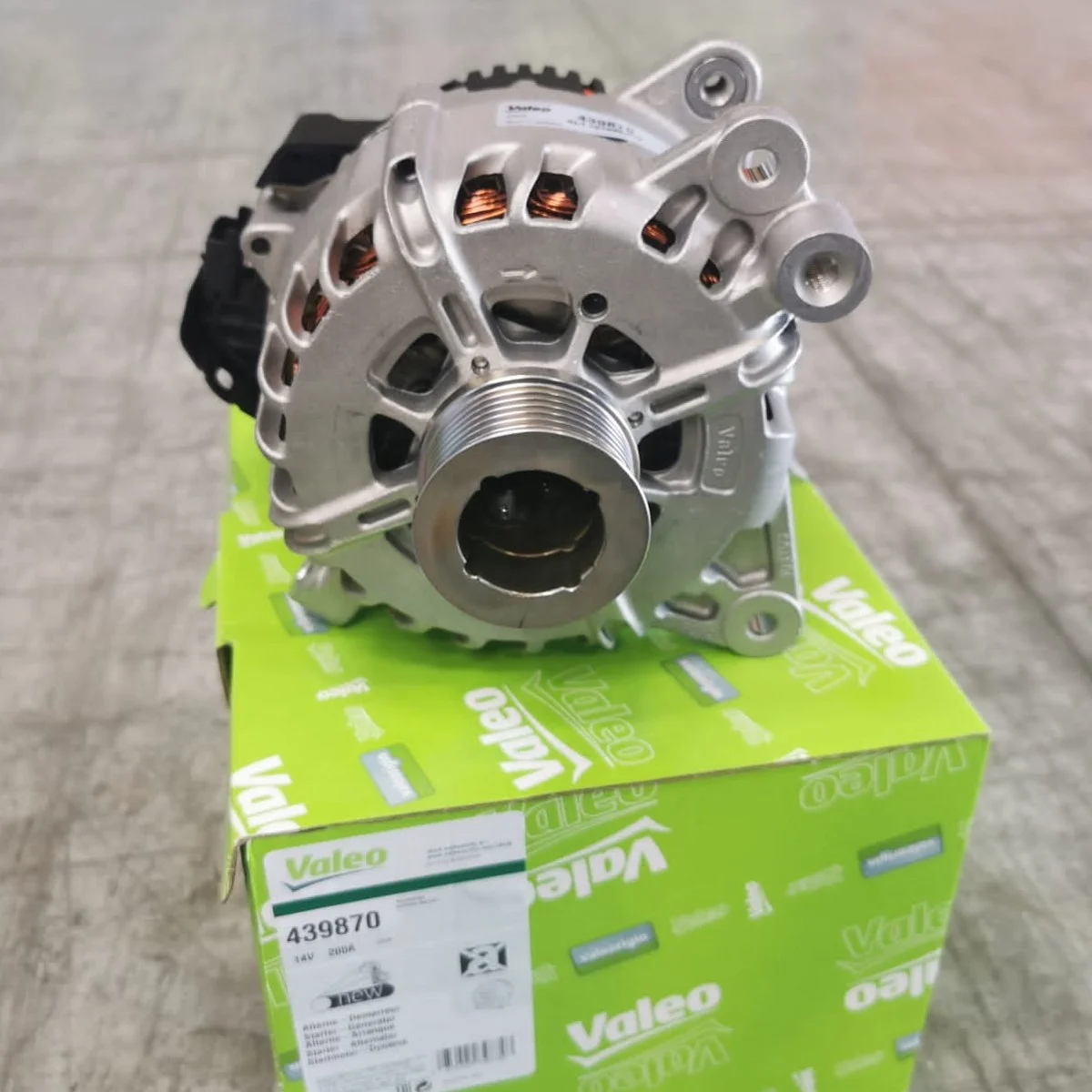 12V 150A ORIGINAL ALTERNATOR 2310A-1VA0A 2310A-1VA0C IST50C012 for NISSAN SERENA
12V 150A ORIGINAL ALTERNATOR 2310A-1VA0A 2310A-1VA0C IST50C012 for NISSAN SERENA