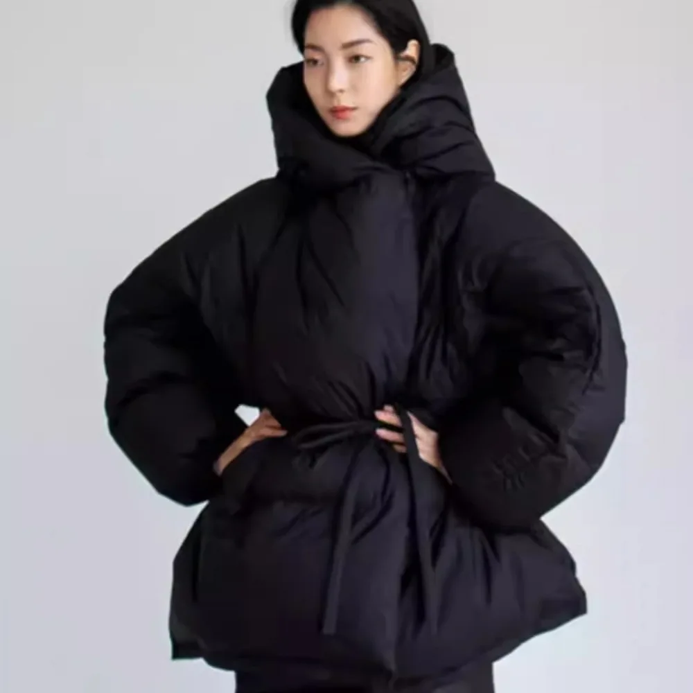 High-end Simple Cotton Coat Women's Casual Jacket Fluffy Lace-up Design Cotton Coat Winter Warm and Fashionable Women's Clothing
High-end Simple Cotton Coat Women's Casual Jacket Fluffy Lace-up Design Cotton Coat Winter Warm and Fashionable Women's Clothing