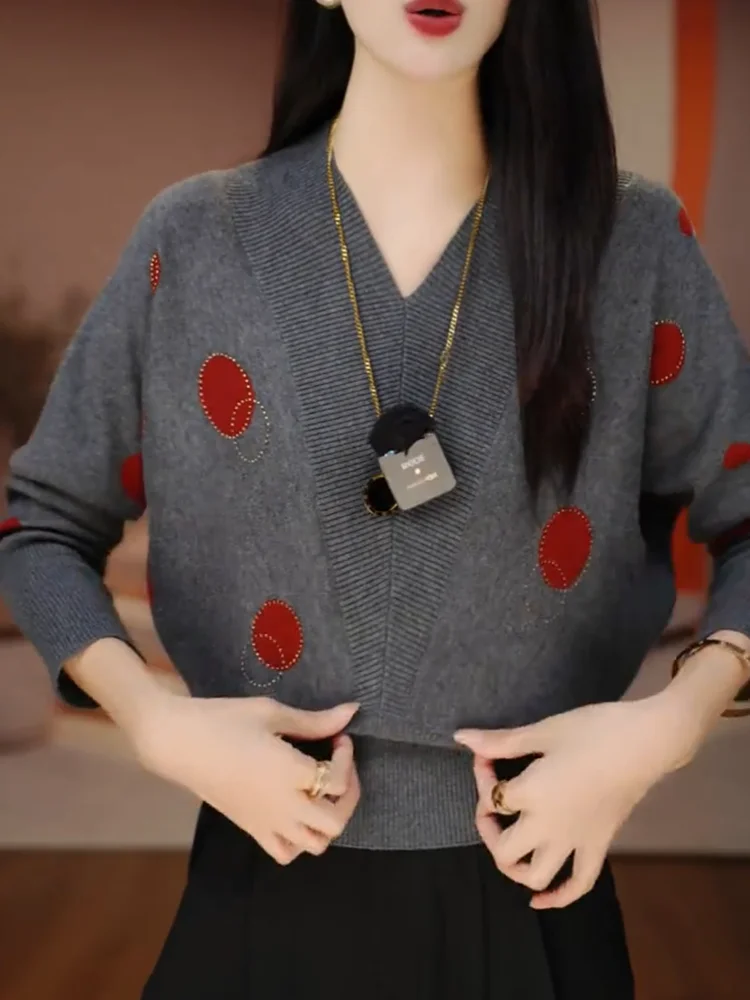 V-Ne Knitwear Women's Faion Color Blo Slimming Top Korean Sle Long Sve Camere Warmth Autumn New Arrival
V-Ne Knitwear Women's Faion Color Blo Slimming Top Korean Sle Long Sve Camere Warmth Autumn New Arrival