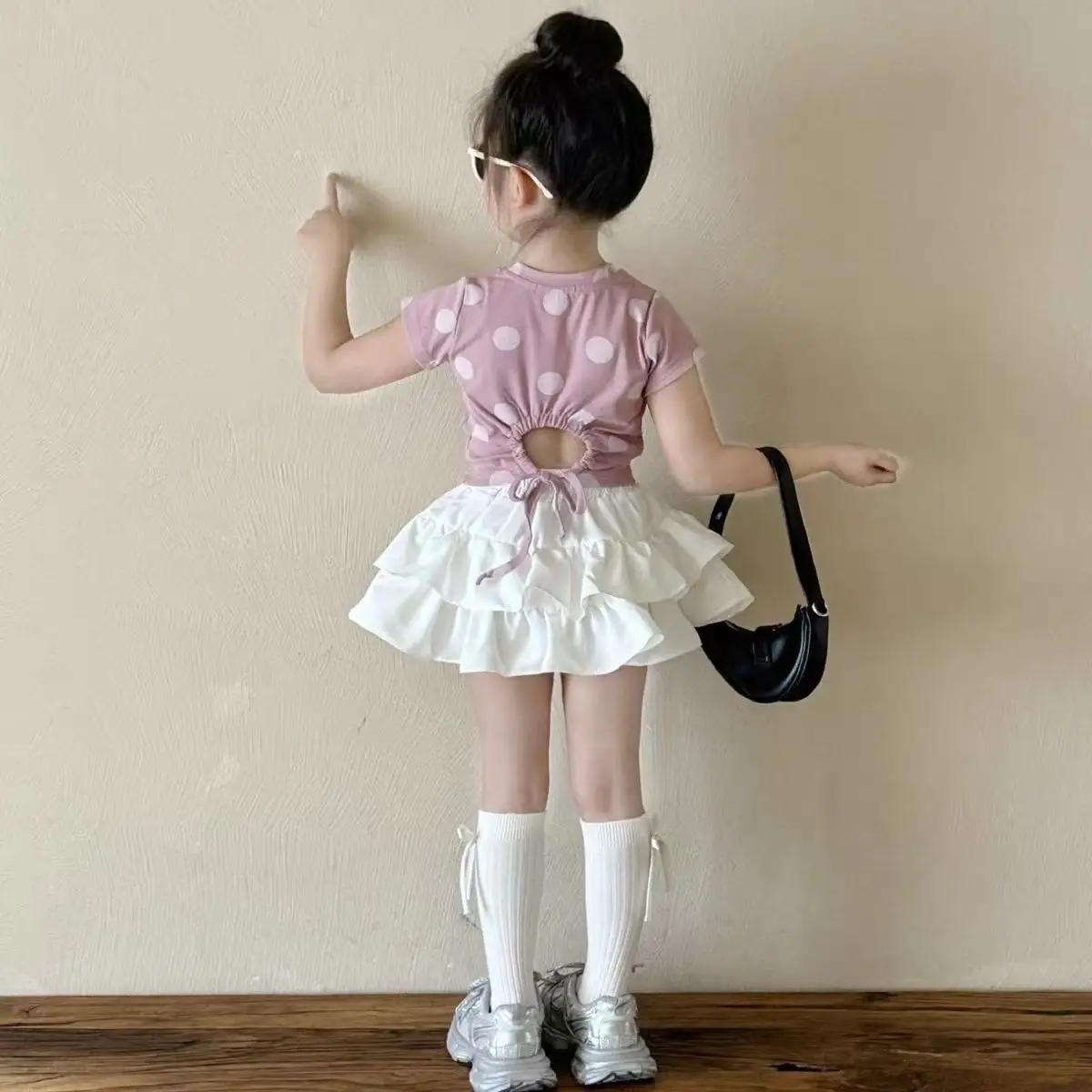 Children's Clothing Sets Polka Dot Print Halter Short Sleeve T-shirt + Pleated Shorts 2pcs Sets Toddler Girl Clothes Baby Outfit
Children's Clothing Sets Polka Dot Print Halter Short Sleeve T-shirt + Pleated Shorts 2pcs Sets Toddler Girl Clothes Baby Outfit