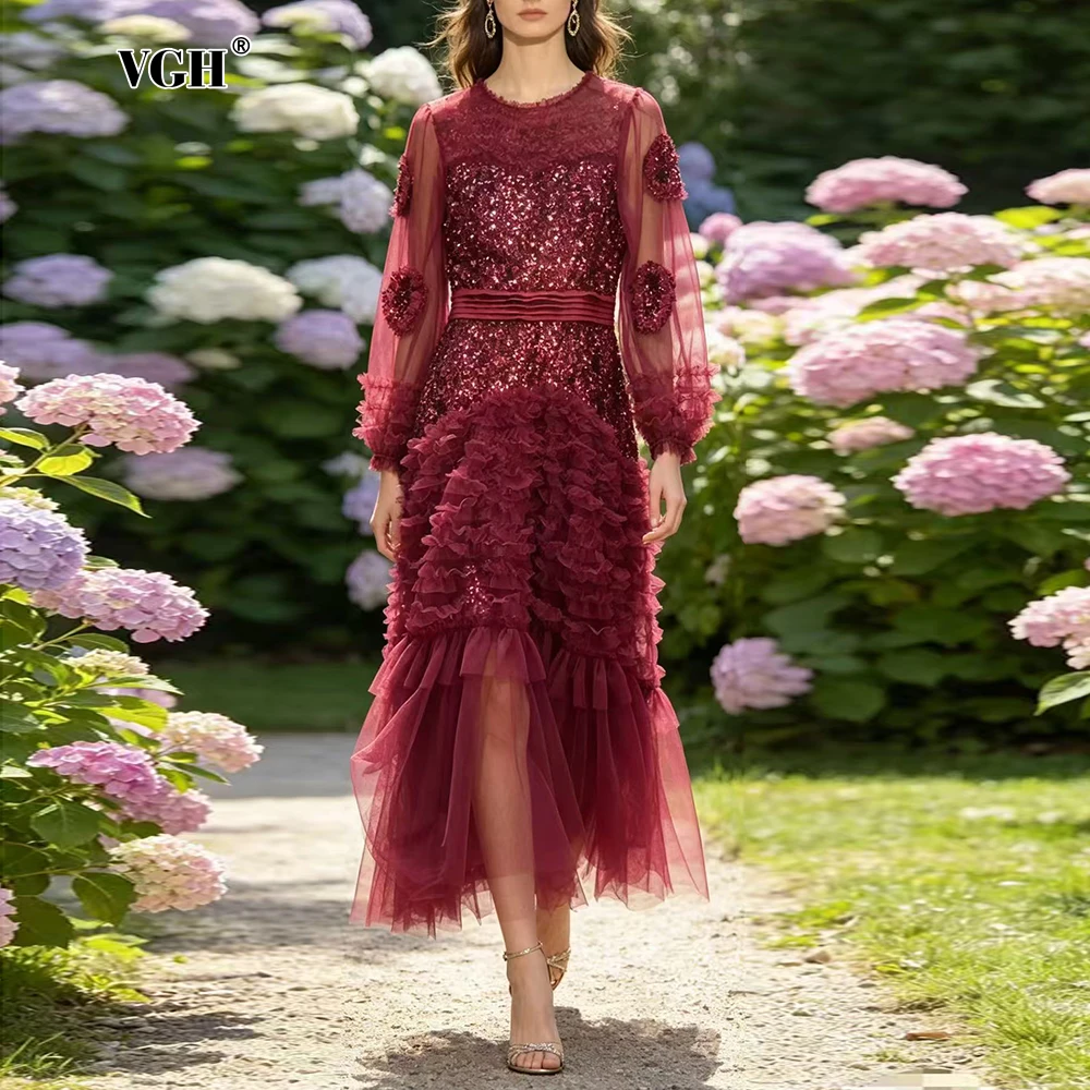 VGH Chic Elegant Red Sheer Fabric Puff Sleeve Dress for Women O Neck Slimming Spliced Ruffles Tiered Hem Skirt for Garden Party
VGH Chic Elegant Red Sheer Fabric Puff Sleeve Dress for Women O Neck Slimming Spliced Ruffles Tiered Hem Skirt for Garden Party