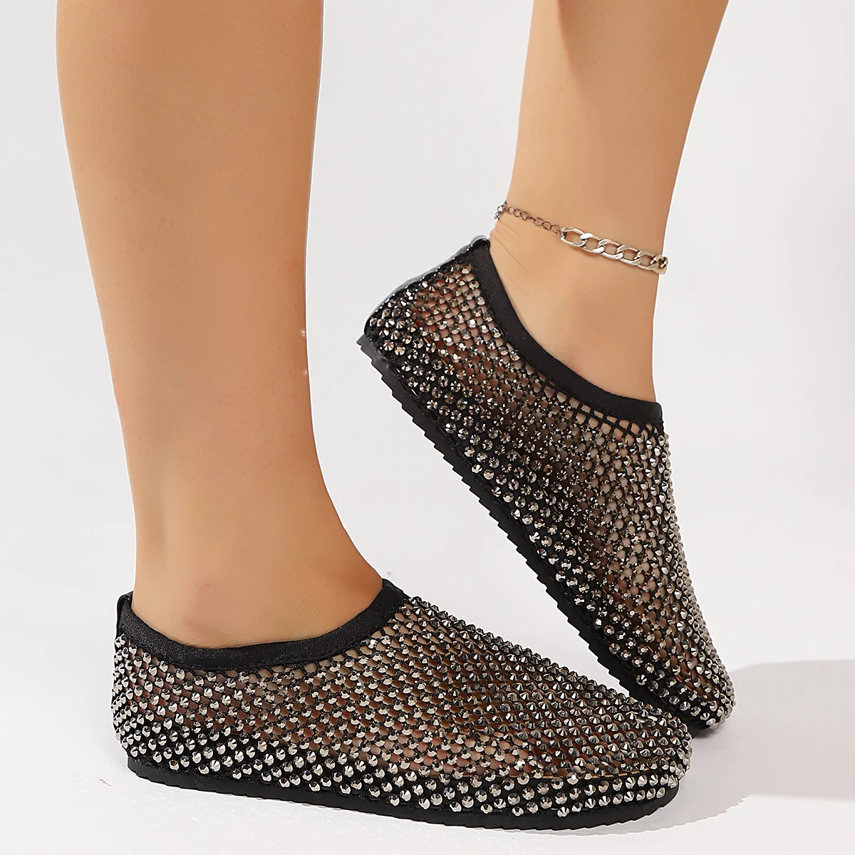 Summer Women Sandals Fashion Banquet Shoes Women Round Toe Flat Bottom Sandals Hollow Short Boots Water Diamond Sexy Flat Shoes
Summer Women Sandals Fashion Banquet Shoes Women Round Toe Flat Bottom Sandals Hollow Short Boots Water Diamond Sexy Flat Shoes