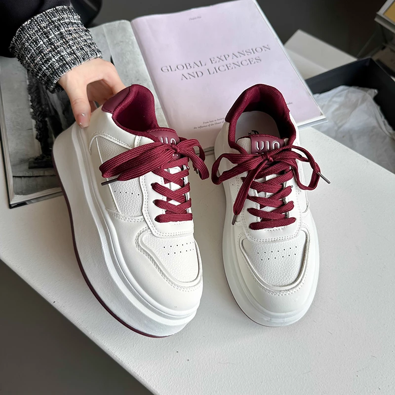 2024 New Women's Shoes Leather Flat Shoes Spring Autumn Chunky Breathability Casual Sneakers Zapatillas Mujer
2024 New Women's Shoes Leather Flat Shoes Spring Autumn Chunky Breathability Casual Sneakers Zapatillas Mujer