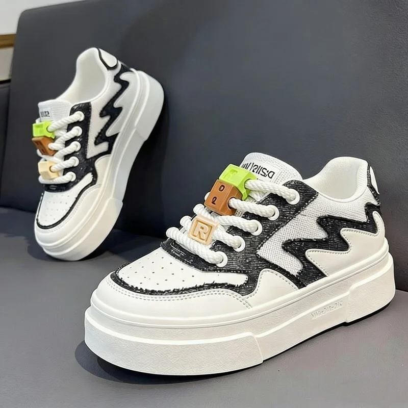Men's Canvas Shoes Summer Breathable Mesh Sports Casual Loafers Student Anti-slip Thick Bottom Heightening Trendy White Sneakers
Men's Canvas Shoes Summer Breathable Mesh Sports Casual Loafers Student Anti-slip Thick Bottom Heightening Trendy White Sneakers