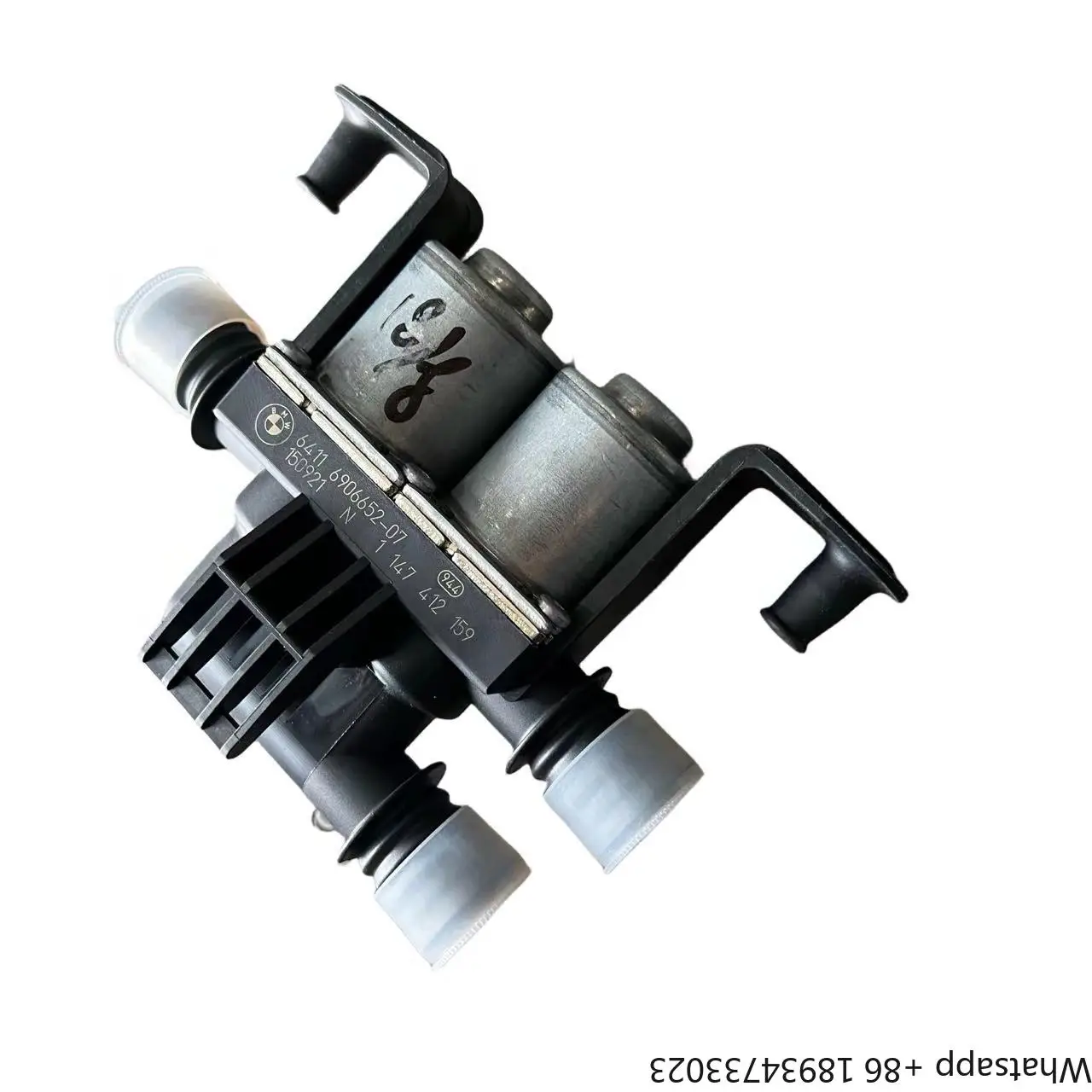 New for Hot Water Valve & Thermostat OE 64116906652 for E60/E63/E64/E65/E66 Models 2005-2010 Water Pump
New for Hot Water Valve & Thermostat OE 64116906652 for E60/E63/E64/E65/E66 Models 2005-2010 Water Pump