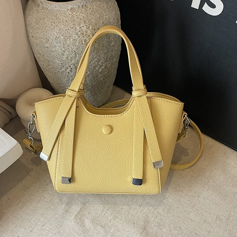2025 Premium Tote Bag - Minimalist Designer Handbag for Women, Trendy Work Commuter Purse
2025 Premium Tote Bag - Minimalist Designer Handbag for Women, Trendy Work Commuter Purse