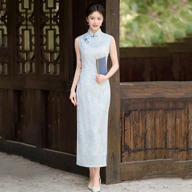 Blue Sleeveless New Chinese Style Suzhou Long Cheongsam Improved Young 2026 Female Qipao Spring/Summer Evening Dress
Blue Sleeveless New Chinese Style Suzhou Long Cheongsam Improved Young 2026 Female Qipao Spring/Summer Evening Dress