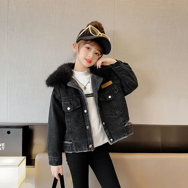 Black Short Denim Coats Children Girls Autumn Winter Plush Velvet Warm Streetwear Jeans Jacket For Kids Single Breasted XMP519
Black Short Denim Coats Children Girls Autumn Winter Plush Velvet Warm Streetwear Jeans Jacket For Kids Single Breasted XMP519