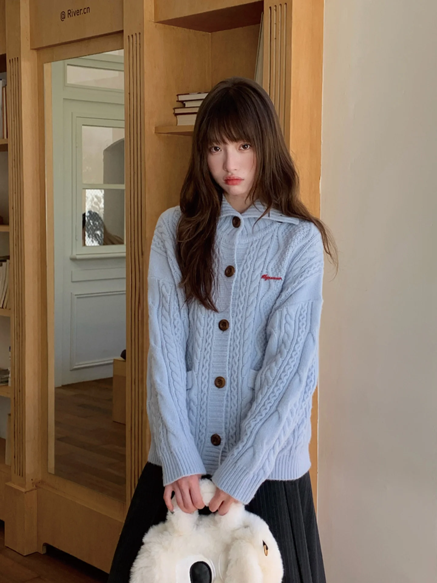 Tokyo Annual Record Lazy Sle Loose Blue Sweater Slimming Casual Wearable Autumn Winter Warm Top Women's Knitted High Collar...
Tokyo Annual Record Lazy Sle Loose Blue Sweater Slimming Casual Wearable Autumn Winter Warm Top Women's Knitted High Collar...