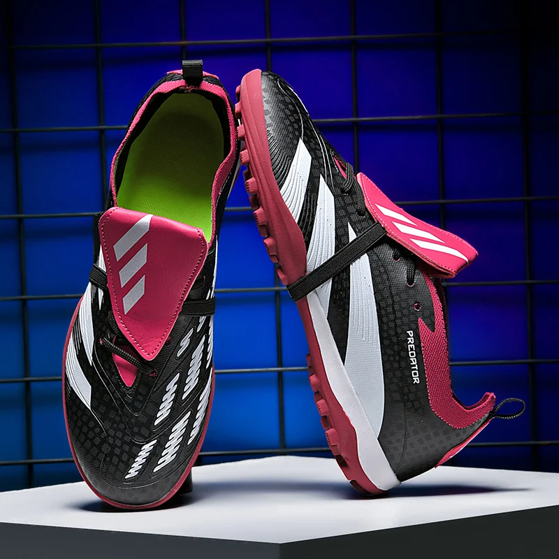 New Men Soccer Shoes Sports Cleats Professional Football Field Boots Match Ultralight Non-Slip Unisex Breathable Adult Sneaker
New Men Soccer Shoes Sports Cleats Professional Football Field Boots Match Ultralight Non-Slip Unisex Breathable Adult Sneaker