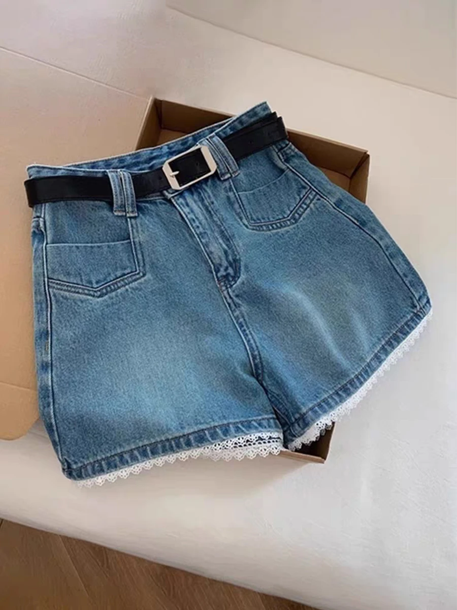 plus Size High Waist Blue A-Line Denim Shorts Women Summer Loose Wide Leg Straight Cut Hot Pants High Waist Washed Jeans
plus Size High Waist Blue A-Line Denim Shorts Women Summer Loose Wide Leg Straight Cut Hot Pants High Waist Washed Jeans