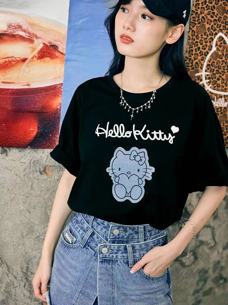 2026 Summer HelloKitty Cartoon Graphic Tee, Casual Short Sleeve Cotton Tops for Adults Kids, Lovely Kawaii Streetwear Style
2026 Summer HelloKitty Cartoon Graphic Tee, Casual Short Sleeve Cotton Tops for Adults Kids, Lovely Kawaii Streetwear Style