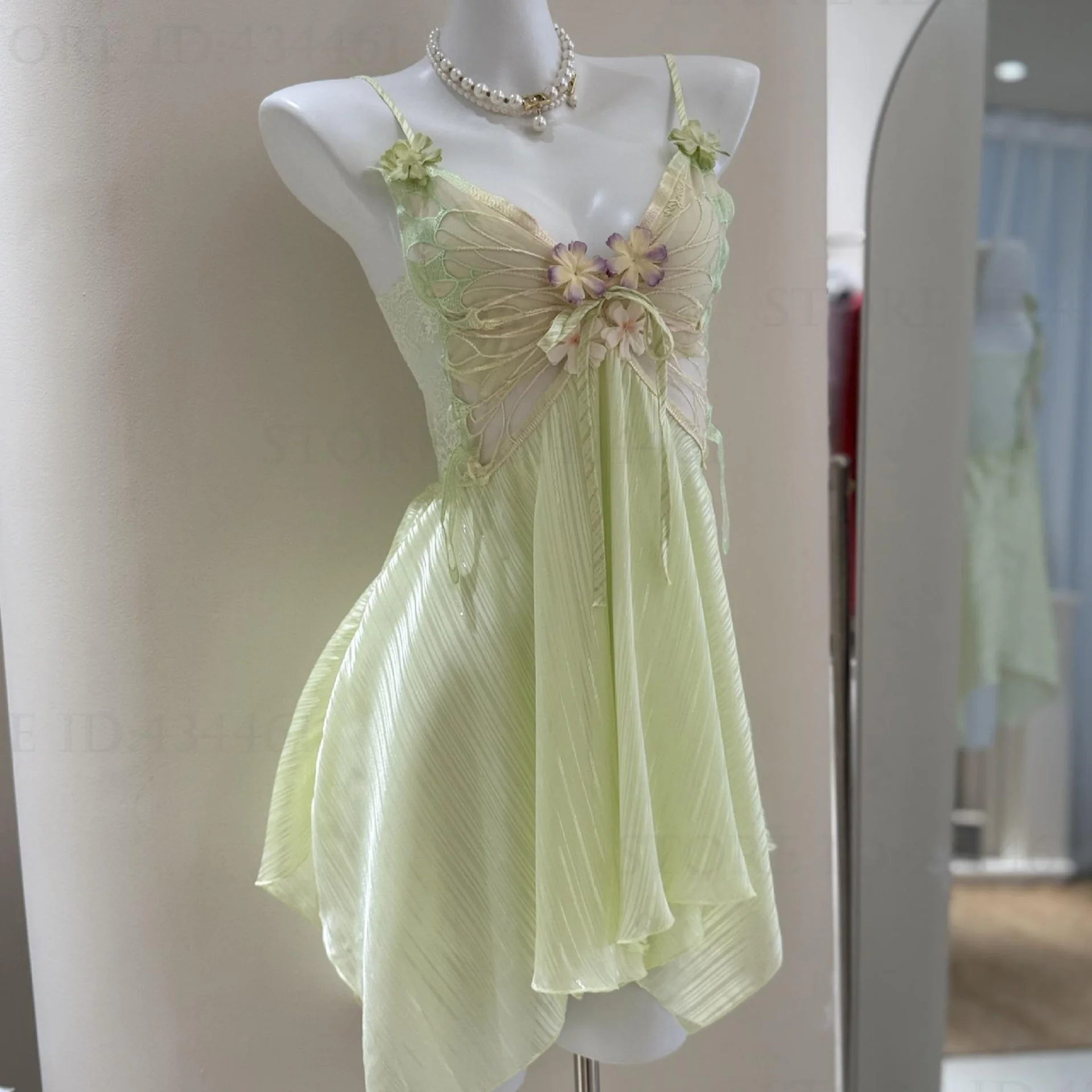 hot Fairy Elf Suspender Nightgown Lingerie Sexy Butterfly Lace Chemise Sleepwear Nightdress Homewear Summer New Women Nightwear
hot Fairy Elf Suspender Nightgown Lingerie Sexy Butterfly Lace Chemise Sleepwear Nightdress Homewear Summer New Women Nightwear